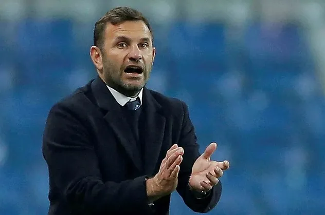 Galatasaray'da yeni teknik patronun Okan Buruk olmasıyla 32 yıl sonra bir ilk yaşandı
