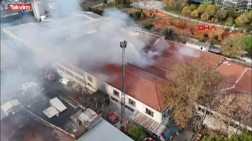 Bakırköy'de tekstil fabrikasında yangın