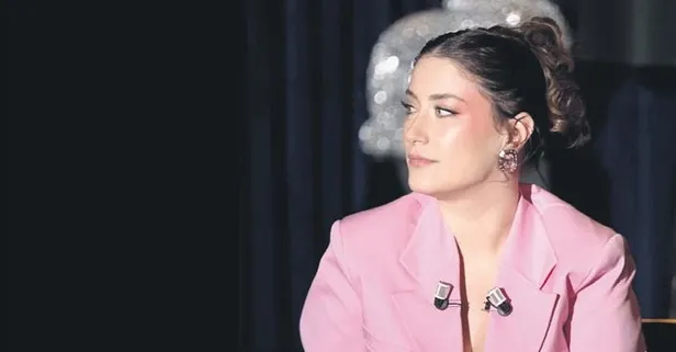 Hazal Kaya’dan pahalı kombin! Sadece ceketi 97 bin 950 TL...