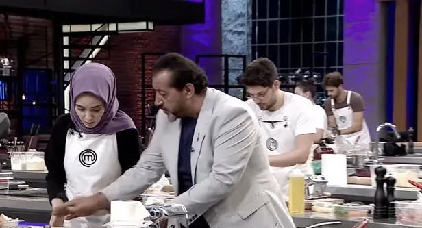 masterchef-11-aday-yarismaci-kim-oldu-12-agustos-masterchefte-bu-aksam-kim-kazandi-1597265224732.jpg
