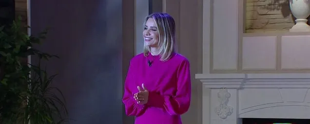 Esra Erolda 24 Aralık bölümü tek parça izle