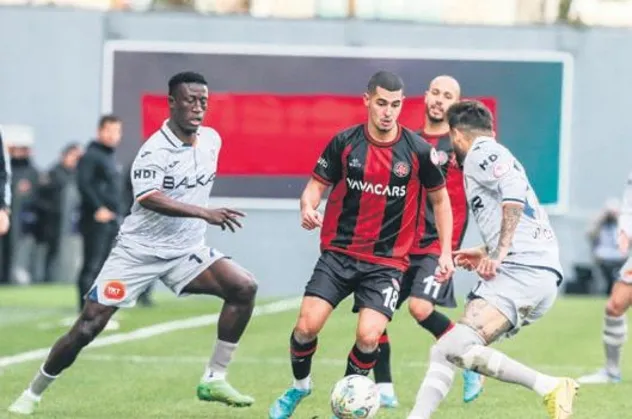 Ziraat Türkiye Kupası son 16 turunda Başakşehir çeyrek final biletini penaltılarla kaptı