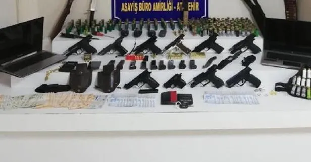 Ataşehir'de silah satışı yapılan eve operasyon