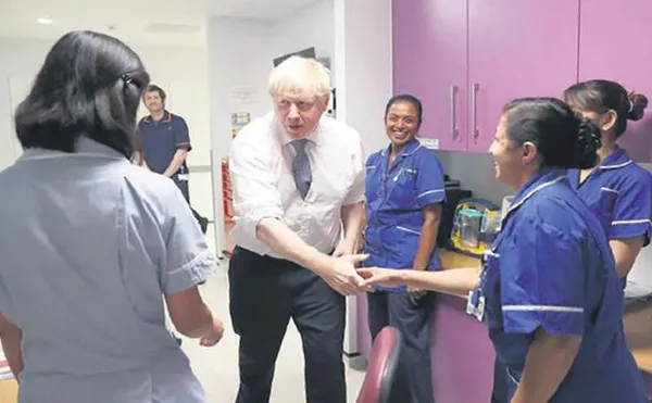 coronavirus-hastalari-ile-tokalasip-virus-kapmisti-ingiltere-basbakani-boris-johnsonun-durumu-agirlasti-1586296314514.jpg Coronavirüs hastaları ile tokalaşıp virüs kapmıştı! İngiltere Başbakanı Boris Johnson'un durumu ağırlaştı...-1