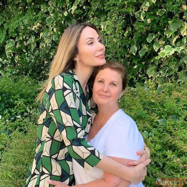 Kızılcık Şerbeti’nin yıldızı Demet Şener’in akrabası çıktı! Demet Şener ilk kez konuştu: “Küçüklükten beri...” - 17