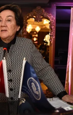 ÇYDD HDP için Atatürk'ü sildi