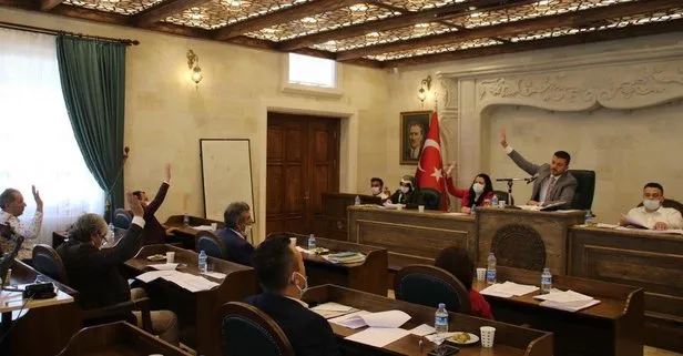 CHP’de yenilebilir enerji çelişkisi