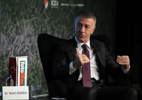 kulupler-birligi-baskani-ahmet-agaoglundan-tffye-cagri-yeni-yabanci-kuralinin-74-olarak-degismesinin-ertelenmesini-istiyoruz-1635863056461.jpg Kulüpler Birliği Başkanı Ahmet Ağaoğlu'ndan TFF'ye çağrı: Yeni yabancı kuralının 7+4 olarak değişmesinin ertelenmesini istiyoruz-8