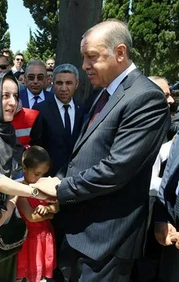 Kahramanların huzurunda