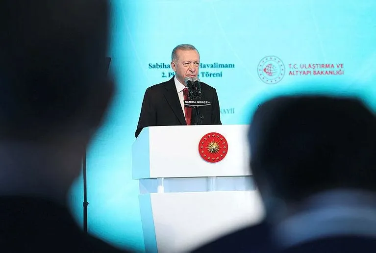 Yeni havalimanı için müjdeyi verdi!