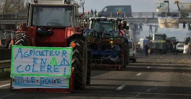 Avrupalı çiftçiler ayaklandı! Seçimler yaklaşırken Fransa ve Almanya’da isyan çıktı: Macron’un başı Sarı Yeleklilerle dertte