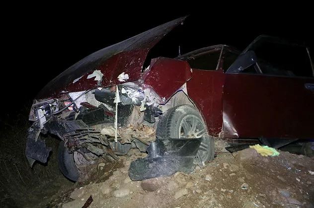 İzmir'de feci kaza: 1 ölü 4 yaralı