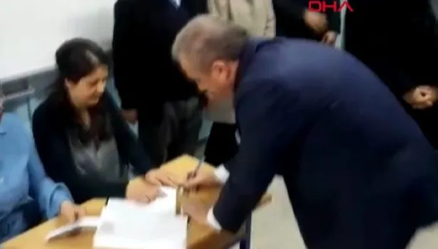 TBMM Başkanı Mustafa Şentop Oyunu Kullandı
