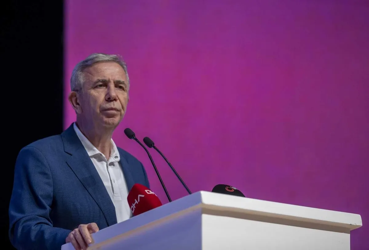 mansur-yavas-yeni-partiye-kapiyi-kapatti-iddiasi-orasi-imamoglunun-sahsi-partisi-ozgur-ozeli-nasil-yalanladi-1787386989663.jpeg Mansur Yavaş Yeni Parti'ye kapıyı kapattı iddiası: Orası İmamoğlu'nun şahsi partisi! Özgür Özel'i nasıl yalanladı?-2