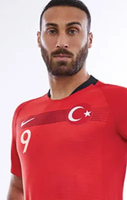 A Milli Takım'ın yeni formaları tanıtıldı