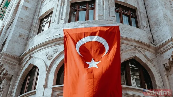 30 Ağustos Zafer Bayramı Şiirleri | 2, 4, 6, 8 kıtalık coşkulu, duygulu ve anlamlı 30 Ağustos şiirleri… - 6