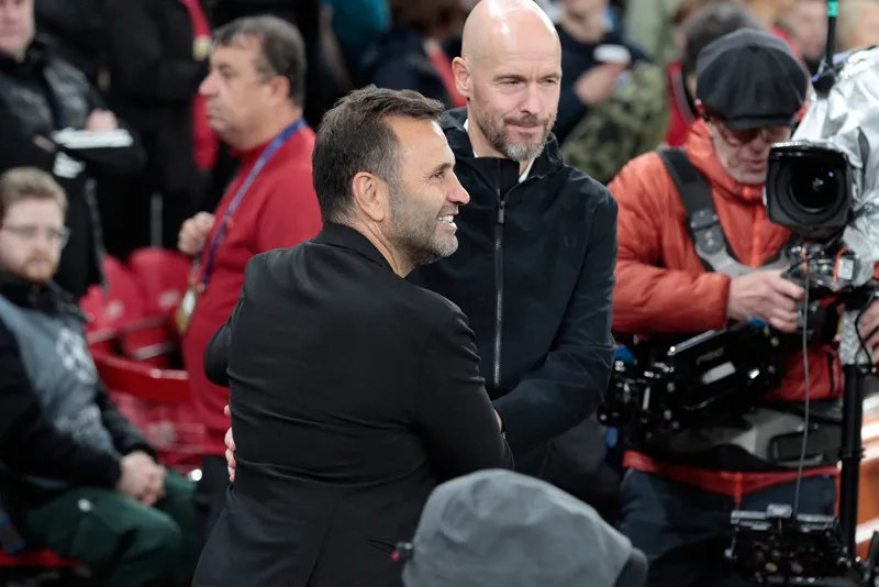 Galatasaray'dan Okan Buruk ve 3 futbolcuya dev zaman! 100 milyon TL... - 8