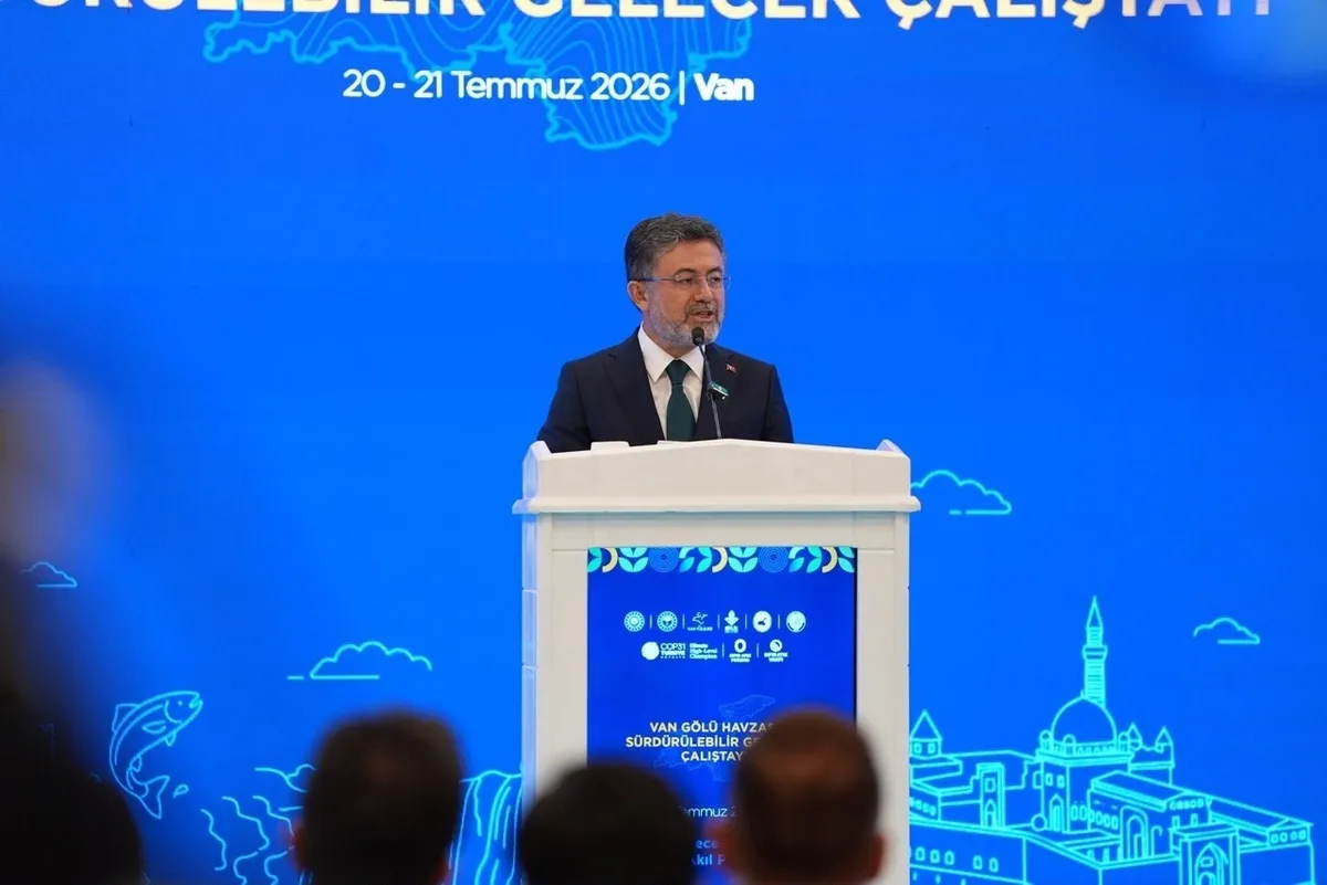 van-golu-havzasina-2050-vizyonu-sonuc-bildirgesi-kamuoyu-ile-paylasildi-1784648025036.jpeg Van Gölü Havzası'na 2050 vizyonu: Sonuç bildirgesi kamuoyu ile paylaşıldı-3