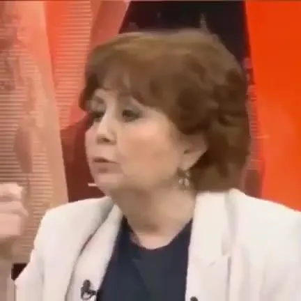 CHP yandaşı Ayşenur Arslan canlı yayında 'laik' atak geçirdi! Sosyal medyadan tepki yağdı-2