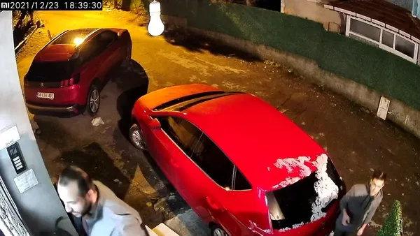 arabayi-neden-buraya-park-ettin-deyip-bicakladi-1650971582359.jpg ‘Arabayı neden buraya park ettin’ deyip bıçakladı-3