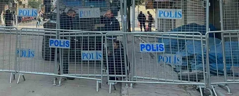 Iğdır'da 13 polisin şehit olduğu bombalı saldırıyla ilgili 3 şüpheli tutuklandı! DEM'li İl Başkanı'nın rolü ortaya çıktı-4