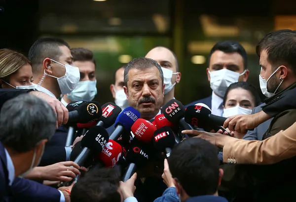 merkez-bankasi-baskani-sahap-kavcioglundan-kilicdarogluna-sert-sozler-merkezi-siyasete-karistirma-1634372168894.jpg Kılıçdaroğlu'nun Merkez Bankası algısı elinde patladı! Kavcıloğlu'ndan tokat gibi sözler-4