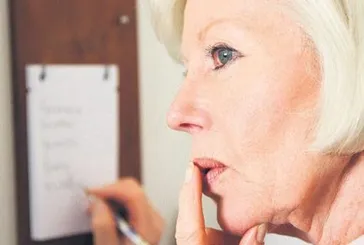 Alzheimer’i unutun gitsin!