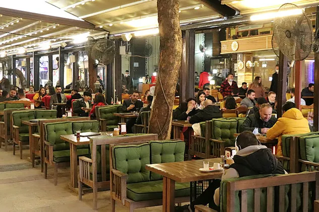 Bilim Kurulu üyesinden İstanbul için önemli uyarı: Henüz çok erken...