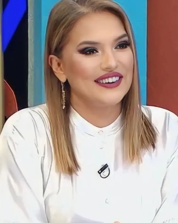 51-yasindaki-demet-akalin-ameliyat-oldu-hastane-odasindaki-son-halini-paylasti-iste-saglik-durumu-1704281705530.jpg 51 yaşındaki Demet Akalın ameliyat oldu! Hastane odasındaki son halini paylaştı! İşte sağlık durumu...-5