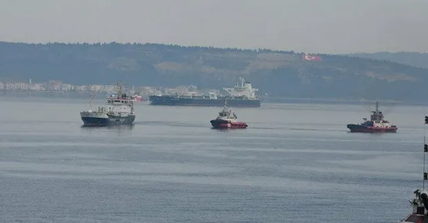 Çanakkale Boğazı olumsuz hava koşulları nedeniyle tek yönlü transit gemi geçişlerine kapatıldı