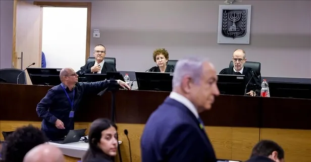 Netanyahu yolsuzluk davasında 2 ay sonra yeniden hakim karşısında