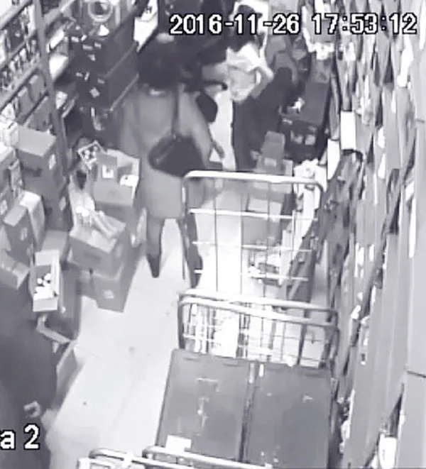 İstanbul'da 33 dakikalık çıplak arama işkencesi-4