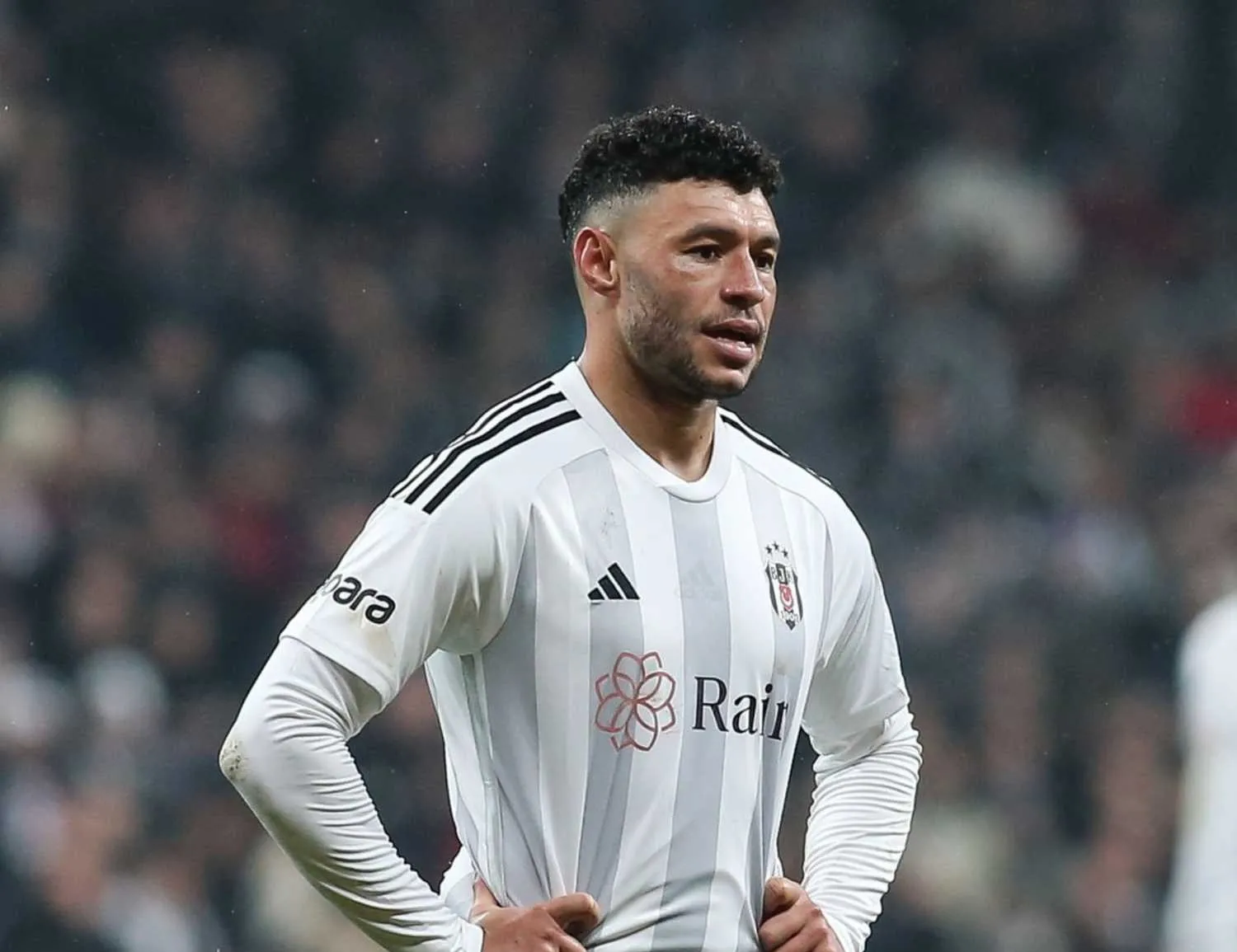 Adana Demir’den Chamberlain hamlesi