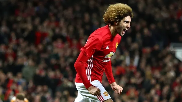 Ne yaptın sen Fellaini?-5