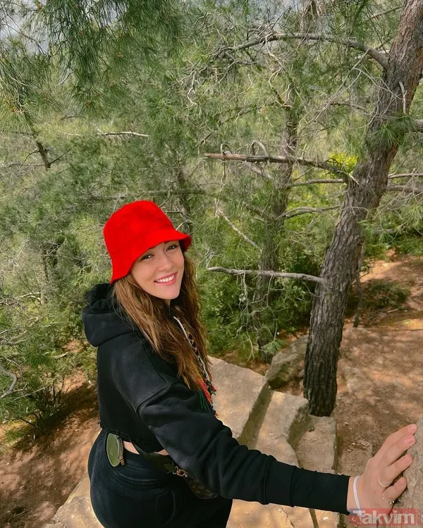 Aralarının limoni olduğu söylenen Zehra Güneş ile Hande Baladın'dan olay yaratan hamle! Filenin Sultanları'nın iki güzeli... - 22