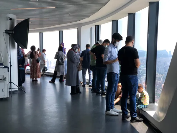 camlica-kulesini-9-gunluk-kurban-bayrami-tatilinde-30-bin-kisi-ziyaret-etti-1627290484166.jpg Çamlıca Kulesi'ni 9 günlük Kurban Bayramı tatilinde 30 bin kişi ziyaret etti-5