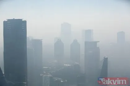 İstanbul’da yoğun sis hayatı olumsuz etkiledi! Sis etkileyici görüntüler oluşturdu