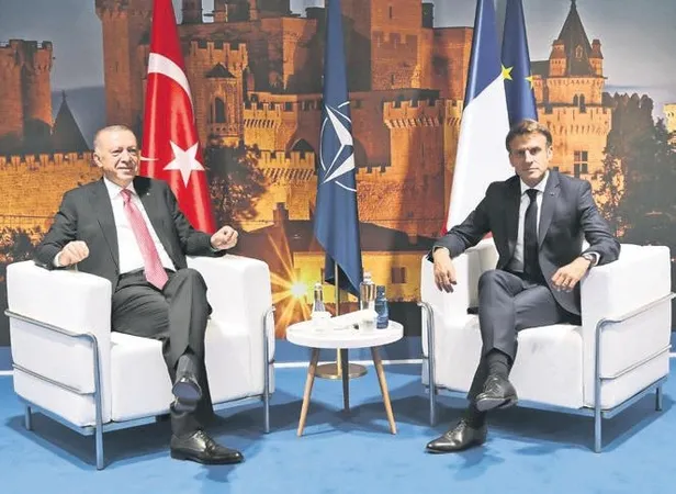 baskan-recep-tayyip-erdogan-ve-abd-baskani-joe-biden-ile-bir-araya-geldi-1656543797629.jpeg Başkan Recep Tayyip Erdoğan ve ABD Başkanı Joe Biden ile bir araya geldi-4