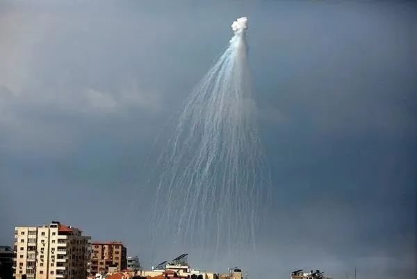 Kolombiya Cumhurbaşkanı Petro'dan, İsrail'e "beyaz fosfor bombası" tepkisi: "Ne olursa olsun yargılanmalı ve hapsedilmelidir"-5