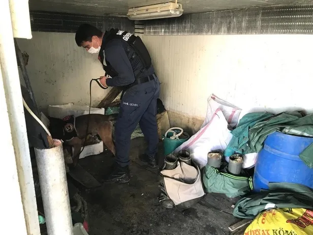Huzurlu sokaklar ve narkotik suçları uygulaması! 45.479 personel katıldı: 986 aranan şüpheli yakalandı-4