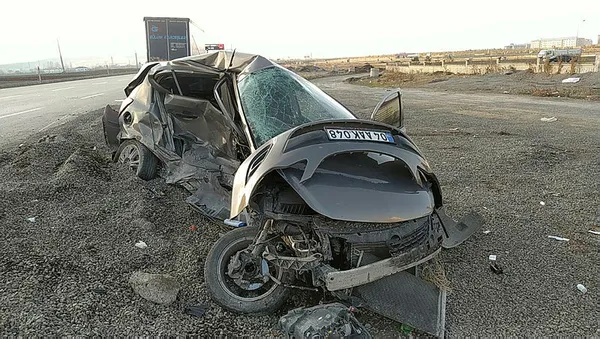 1637590218905.jpg Ağrı'da feci kaza! 4 aylık hamile sürücü hayatını kaybetti-1