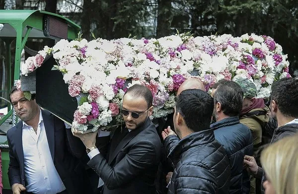 Kahreden anlar! Mina Başaran'ın babası gözyaşlarına boğuldu...-4