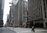 New Yorkta koronavirüs krizi! Zorunlu hizmetler dışında tüm faaliyetler durduruldu