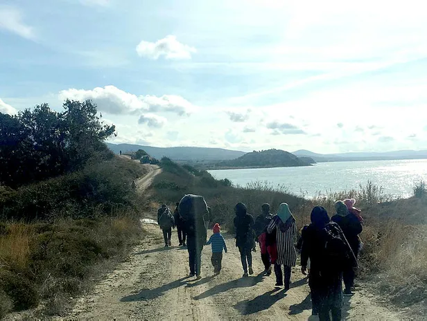Son dakika: Çanakkale'de 46 düzensiz göçmen yakalandı-4