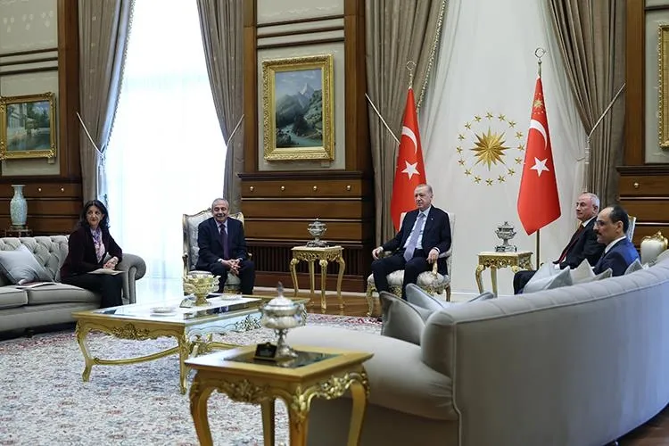 Başkan Erdoğan 10 Nisan 2025'te DEM Parti İmralı heyetini kabul etmişti. (AA)