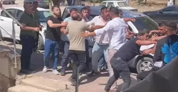 CHP'de gerginlik bitmiyor! Kozan’da CHP’nin delege seçimlerinde kavga çıktı