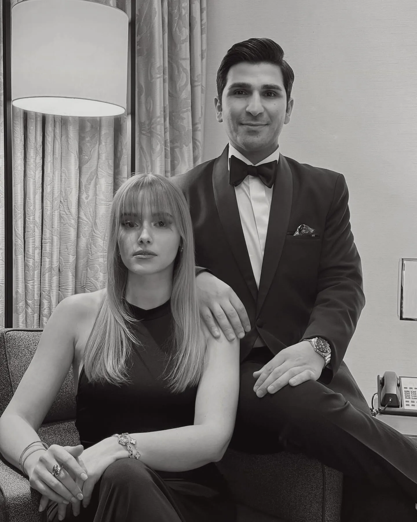 Kağıt üzerinde hala evliler! Uğur Yücel'in 42 yıllık eşi bakın hangi oyuncu çıktı! - 39