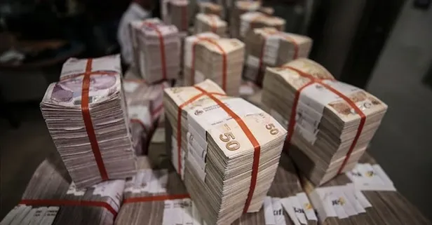 150, 200 ve 400 bin TL aylık faiz getirisi şaha kalktı! İşte Ziraat Bankası ve Vakıfbank 32 günlük vadeli mevduat hesabı faiz oranı