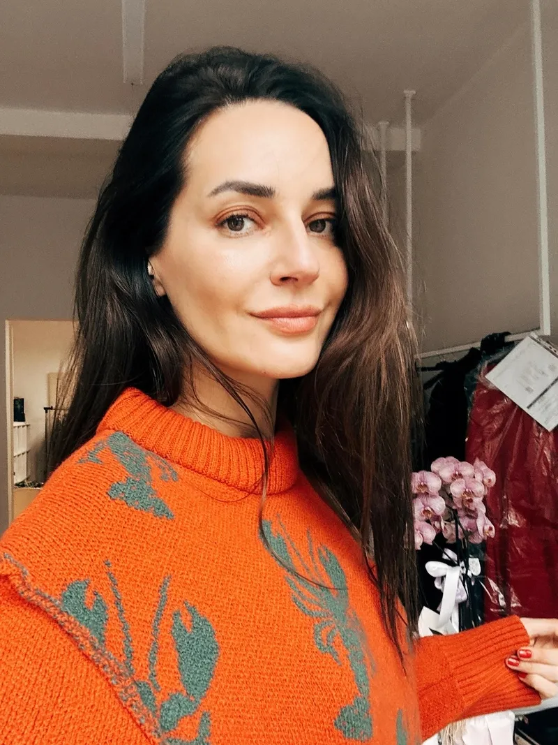 sedef-avcidan-sektor-itirafi-oyunculuk-dunyasinin-aci-kurali-desifre-oldu-1775714386964.jpg Sedef Avcı’dan sektör itirafı: Oyunculuk dünyasının acı kuralı deşifre oldu!-3