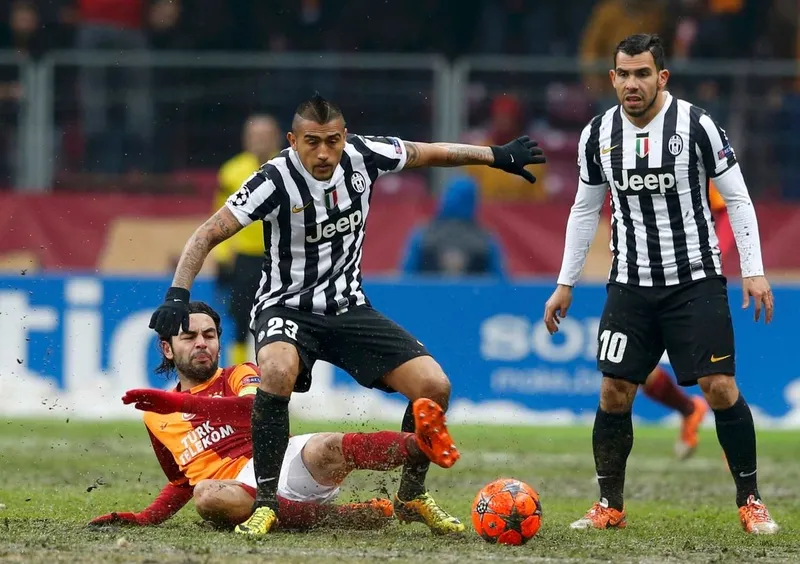arturo-vidalden-galatasaray-taraftarina-ovgu-1772573477772.jpg Arturo Vidal'den Galatasaray taraftarına övgü!-3